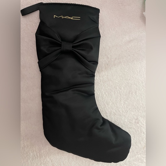 MAC COSMETICS CHRISTMAS STOCKING - Picture 1 of 2